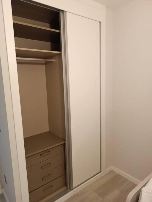 Appartement ¡Al Lado De La Clinica Oftalmologica Vega! à Oviede Extérieur photo
